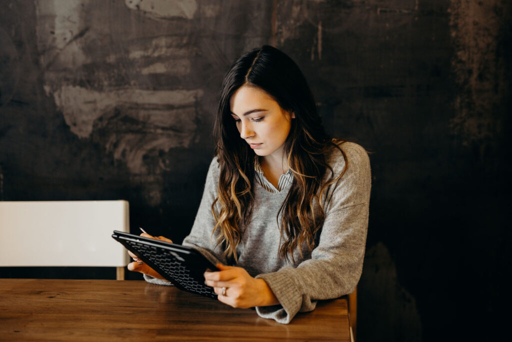 Lire la suite à propos de l’article Covid-19: la révolution du télétravail vire aussi au casse-tête